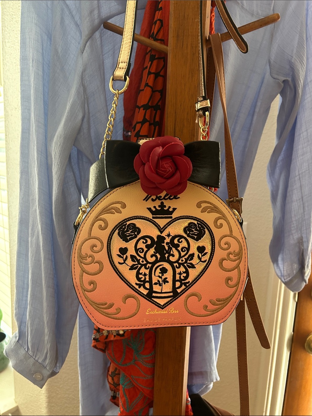 Danielle Nicole Pink Rose Heart Crossbody Bag VGUC